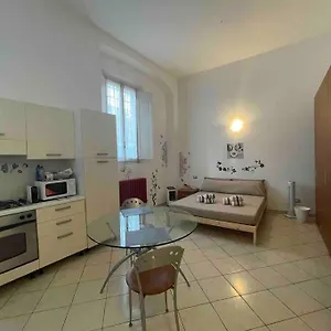  Appartamento Minimal Loft In Centro A
